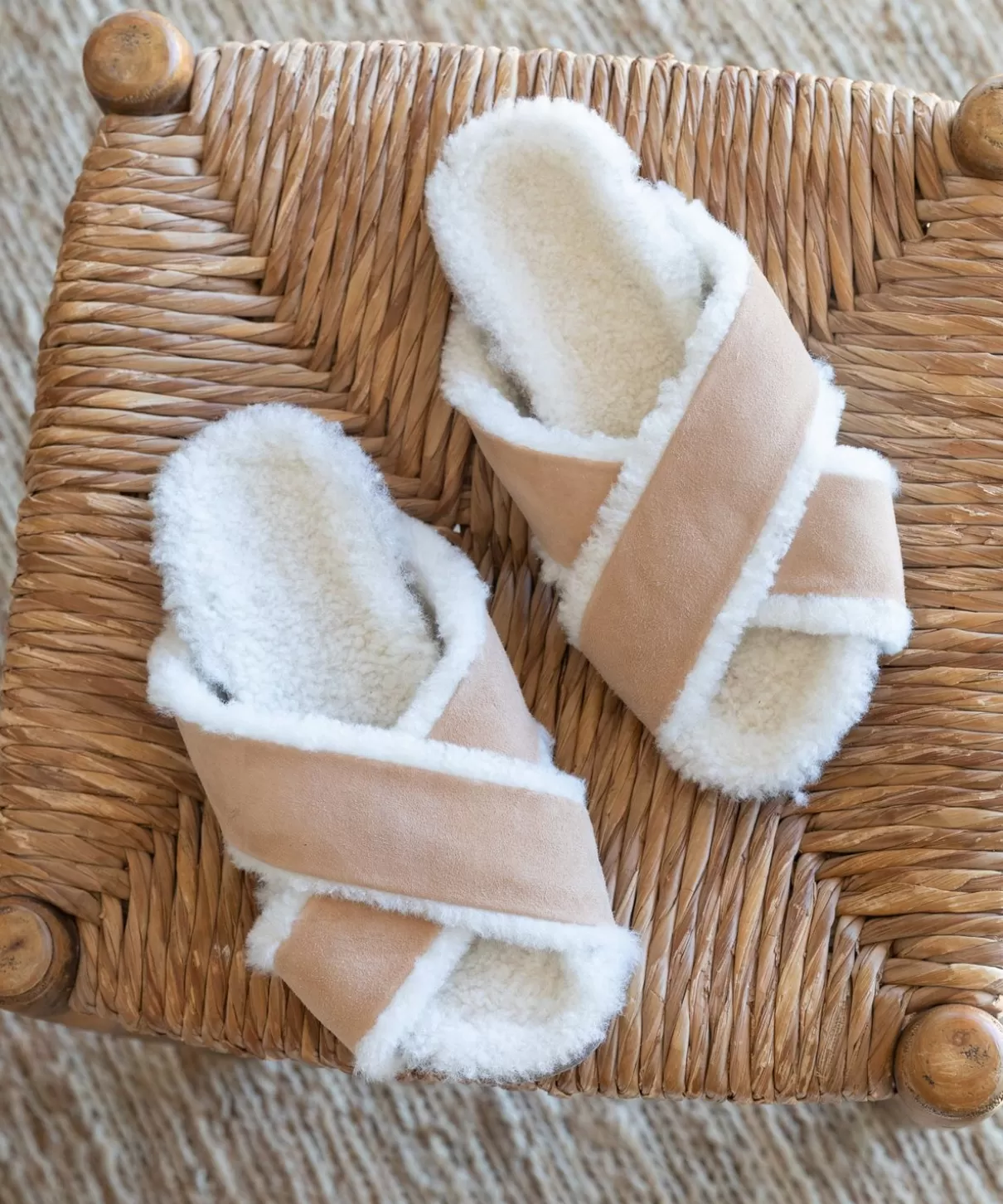 Women Jenni Kayne Shearling-Lined Crossover Sandal